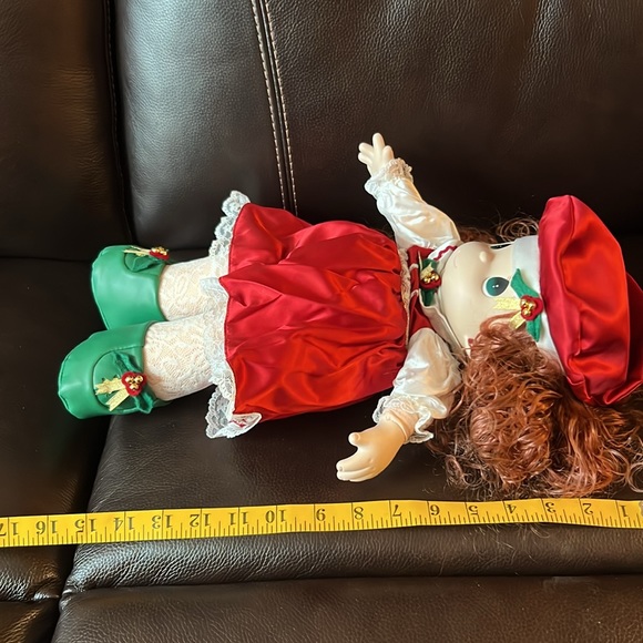 Precious moments vinyl doll. - Picture 8 of 8